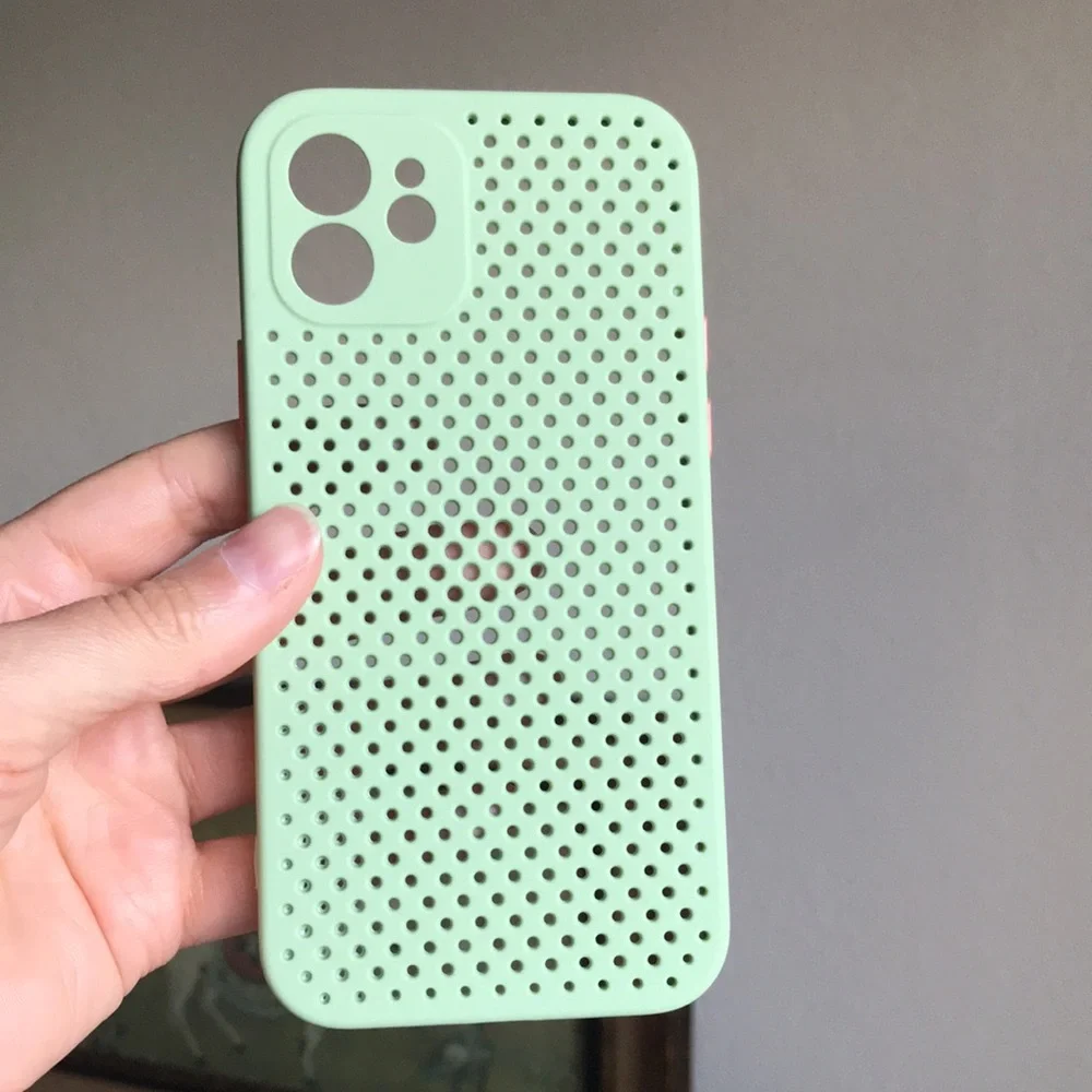 For iPhone 12 phone case with heat dissipation